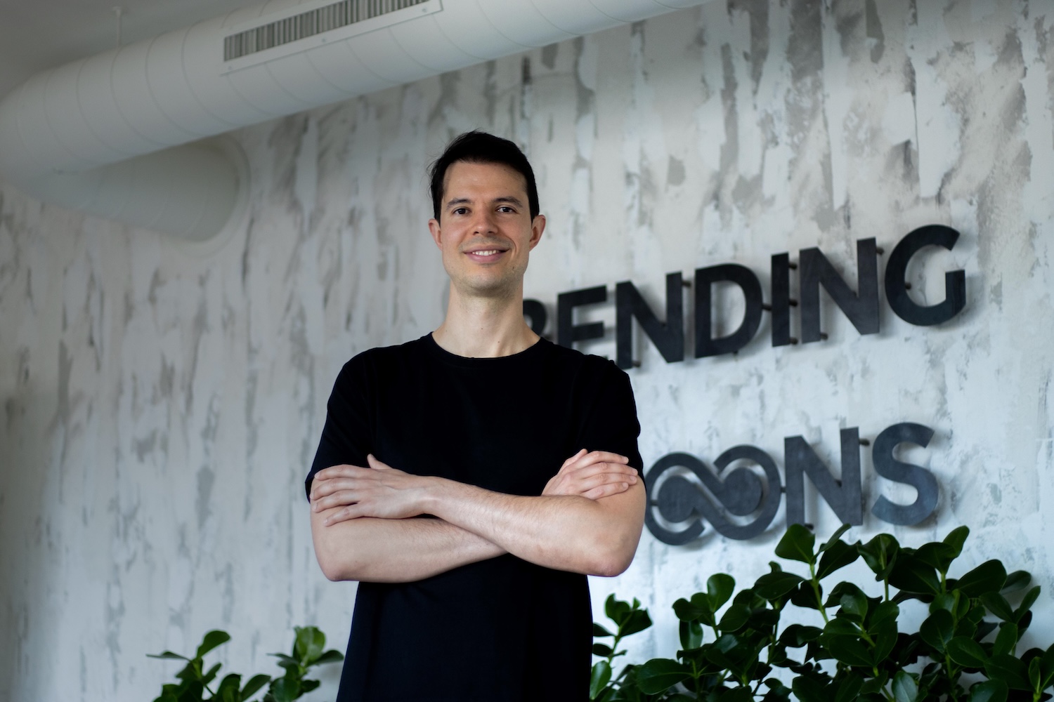 Matrix, la prima startup andata male e l'unicorno italiano: a tu per tu con Luca Ferrari, ad di Bending Spoons | Forbes Italia